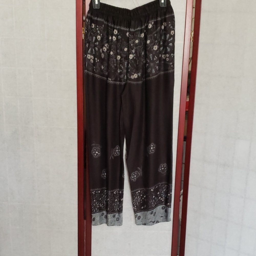 Drawstring Pants - Picture 2 of 4